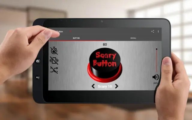 Scary Button android App screenshot 1